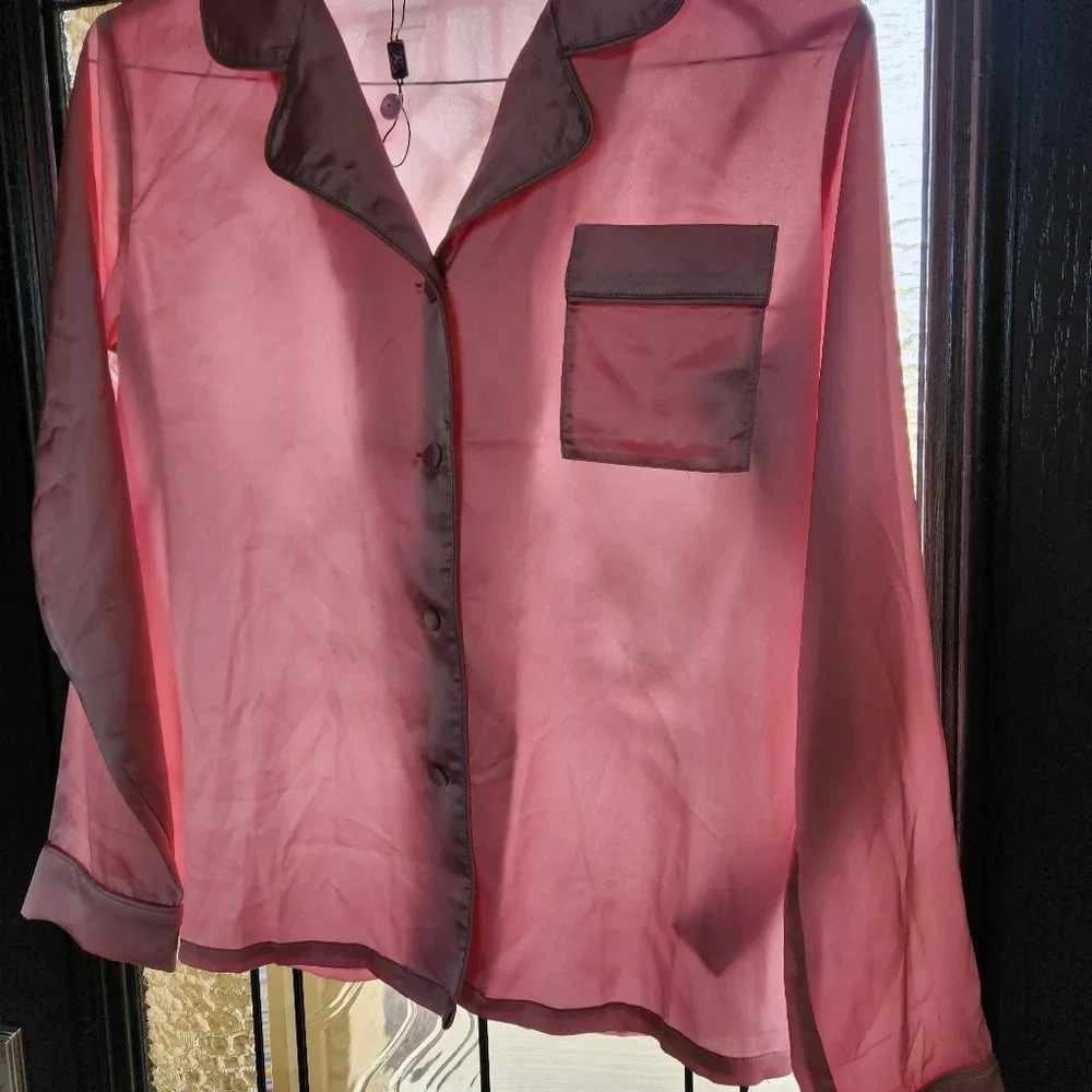 New Size 4(sm/med) Pink Silk Pajama‎ Top with Pocket